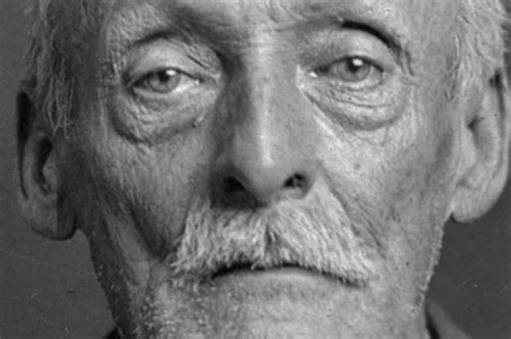 10 Famous Psychopaths From History That'll Chill You To The Bone