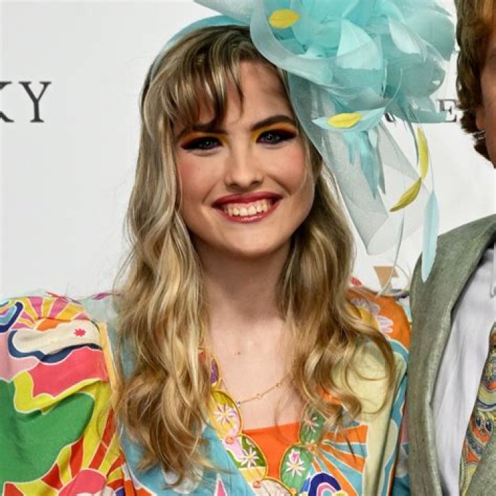 Anna Nicole Smith’s Daughter Dannielynn Birkhead Makes Rare Appearance at 2017 Kentucky Derby