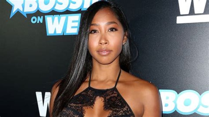 Apryl Jones – Celebsgraphy