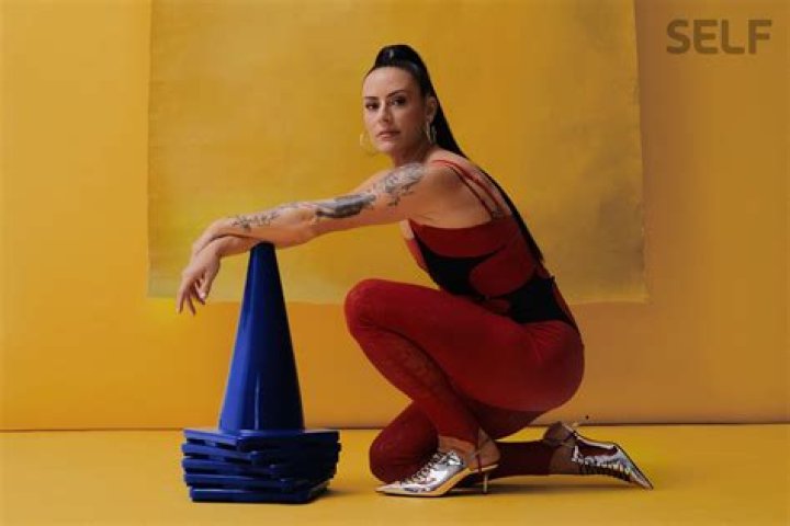 Ariel Winter Reveals How She Achieves Her Booty Goals in the Gym — Watch!