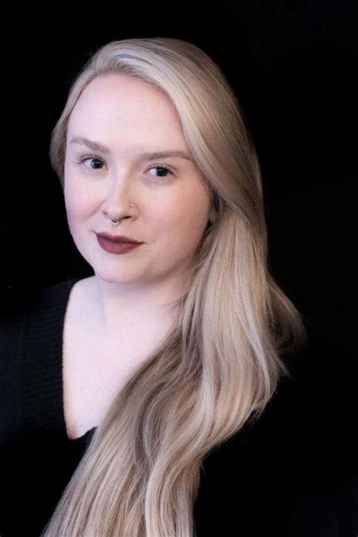 Bailey Sarian – Celebsgraphy