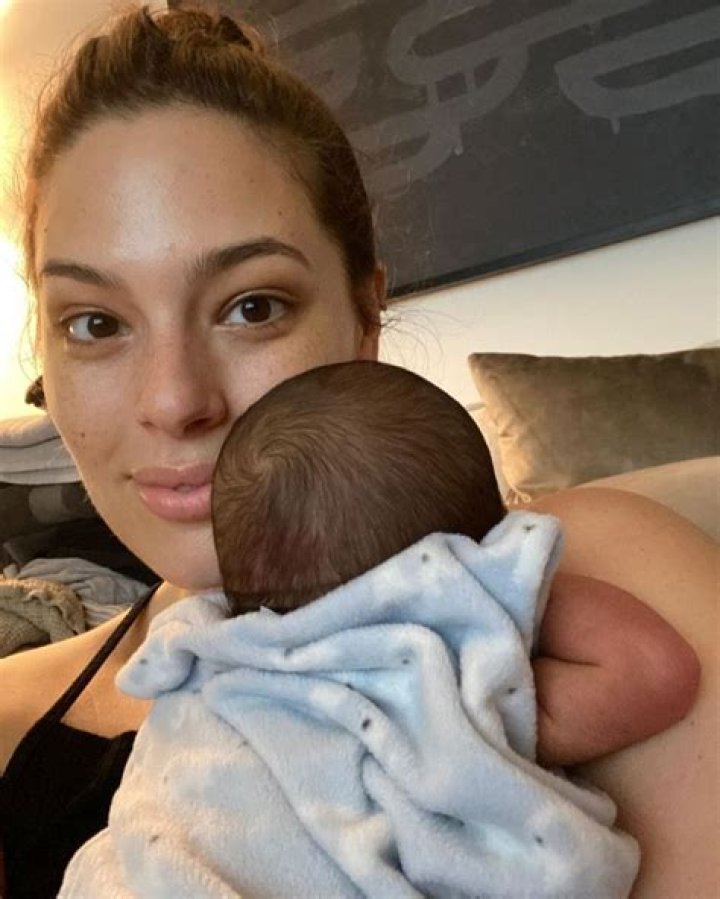 Balancing Act! Ashley Graham Hosts ‘Virtual Positivity’ Instagram Live With Baby Isaac