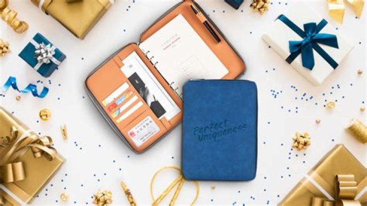 Branded ContentThe Ultimate Holiday Gifting Starts With These 12 Essentials