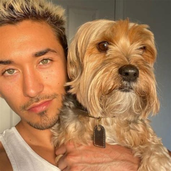 Brennen Taylor Age | Wiki, Net worth, Bio, Height, Girlfriend