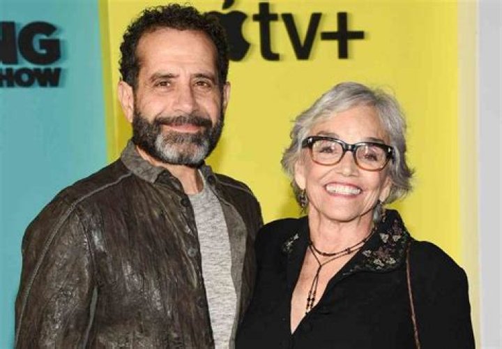 Brooke Adams (Tony Shalhoub’s Wife) Wiki, Net Worth, Age