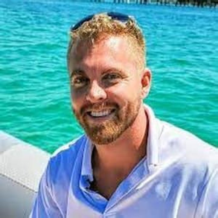 Charles Ross Net Worth and Earnings