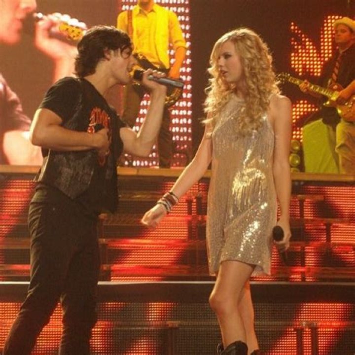 Did Taylor Swift Send Ex Joe Jonas and Wife Sophie Turner a Baby Gift? See the Evidence