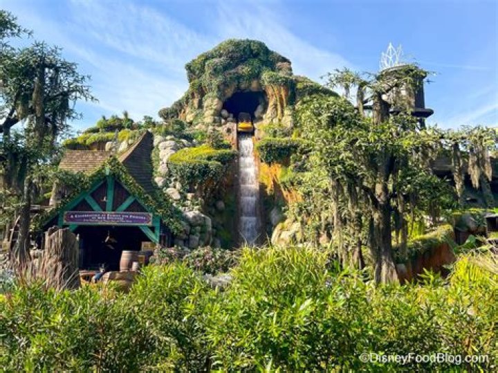 Do you get wet on Journey to Atlantis? – Celebrity.fm – #1 Official Stars, Business & People Network, Wiki, Success story, Biography & Quotes