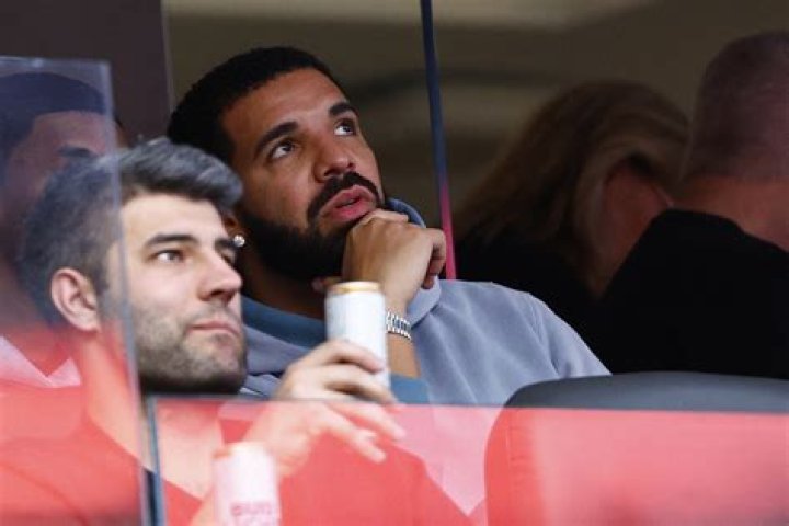 Drake Mourns The Death Of Indian Rapper Sidhu Moose Wala