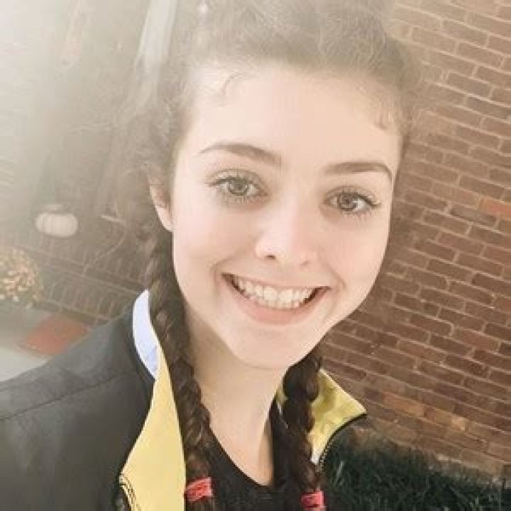 Haley Sharp (yodelinghaley) Age | Wiki, Net worth, Bio, Height, Boyfriend (UPDATED)