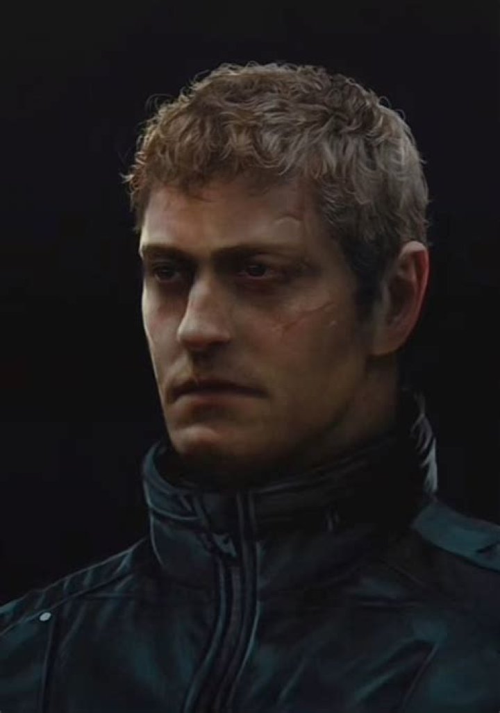 How is Simon van Kempen rich?