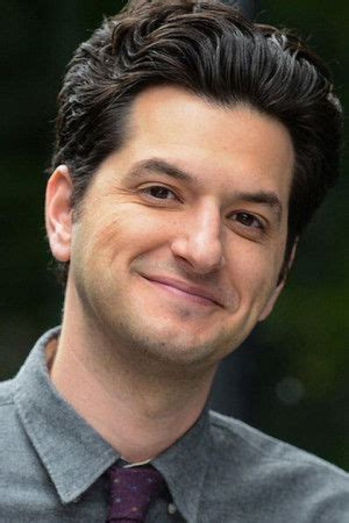 How tall is Ben Schwartz