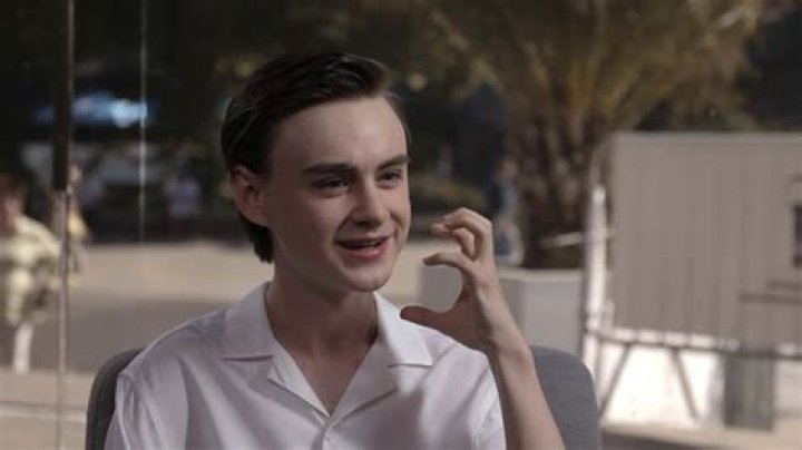 How tall is Jaeden Martell