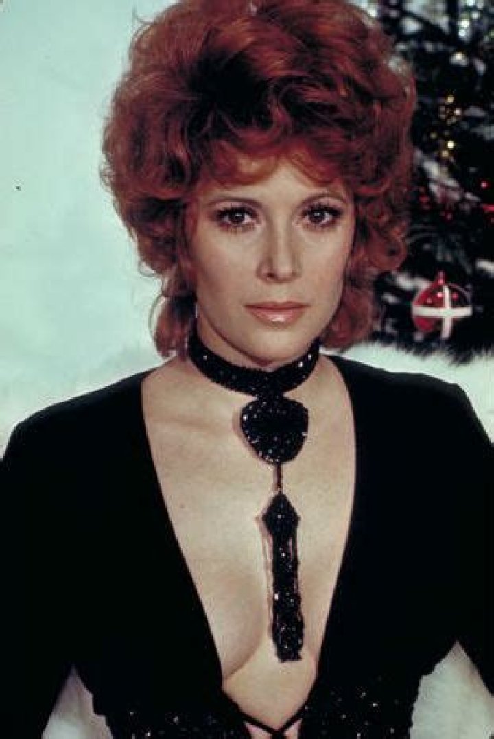How tall is Jill St. John