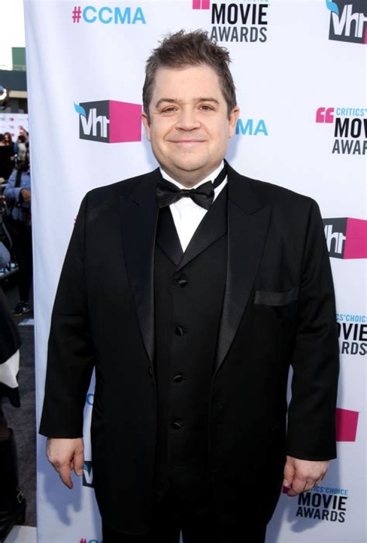 How tall is Patton Oswalt