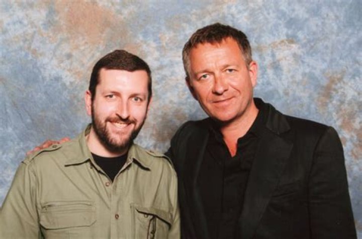How tall is Sean Pertwee