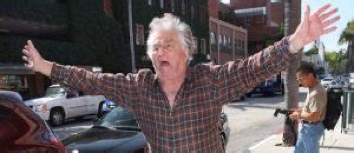 How tall was Peter Falk