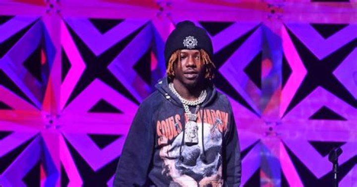 JackBoy Flexes Home Gym While Claiming BandMan Kevo Has A BBL