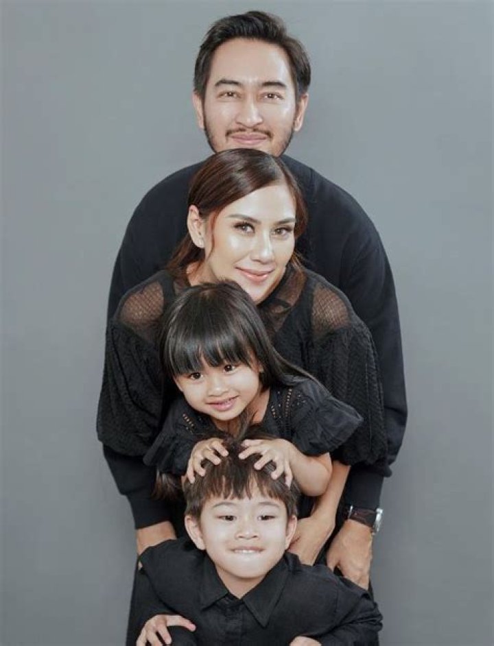 Jeje Govinda Biodata, Wiki, Age, Wife, Net Worth, Family, Career, Height & More