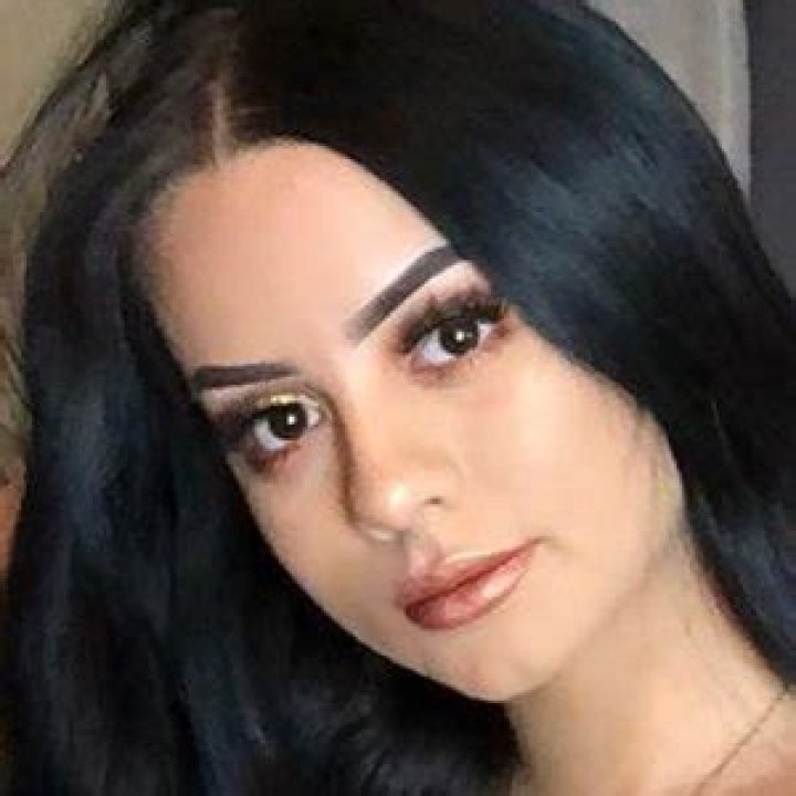 Les Do Makeup (Instagram Star) - Age, Birthday, Bio, Facts, Family, Net Worth, Height & More