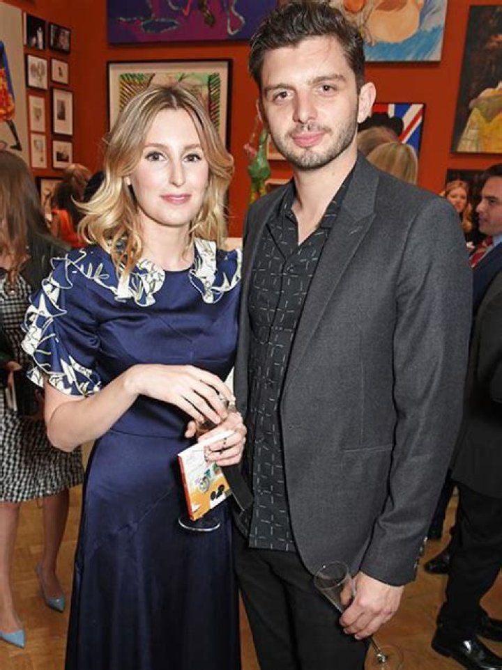 Michael C Fox Parents, Wife, Wiki, Biography, Age, Height, Sons, Girlfriend, Ethnicity, Net Worth & More