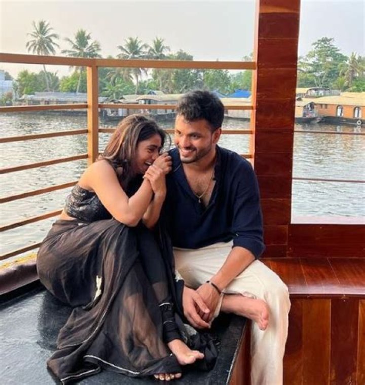 Nayani Pavani Age, Parents, Wiki, Husband, Biography, Height, Boyfriend & BIO