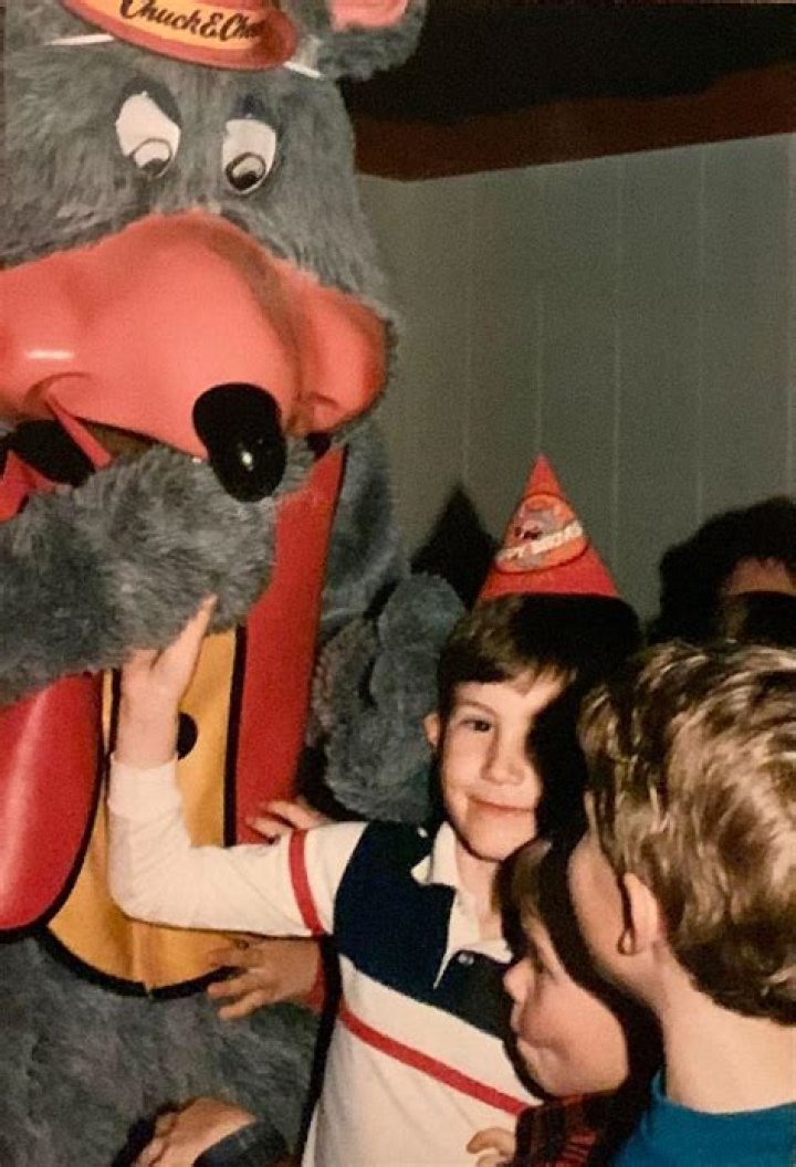 North West Forced to Have Birthday Party at Chuck E. Cheese’s Like a Normal 4-Year-Old!