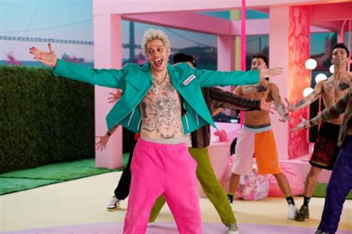 Pete Davidson – Celebsgraphy