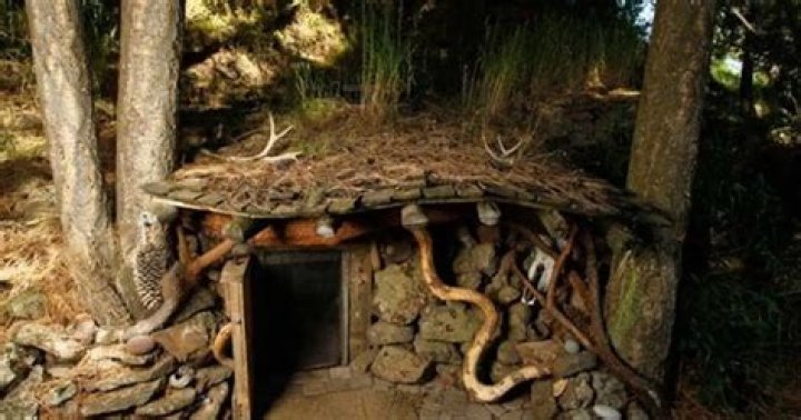 Real-Life Hobbit Homes To Make Your Inner Nerd Squeal In Delight