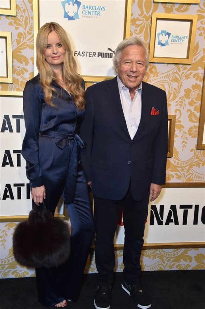 Ricki Noel Lander Bio & Wiki: Net Worth, Age, Height & Weight