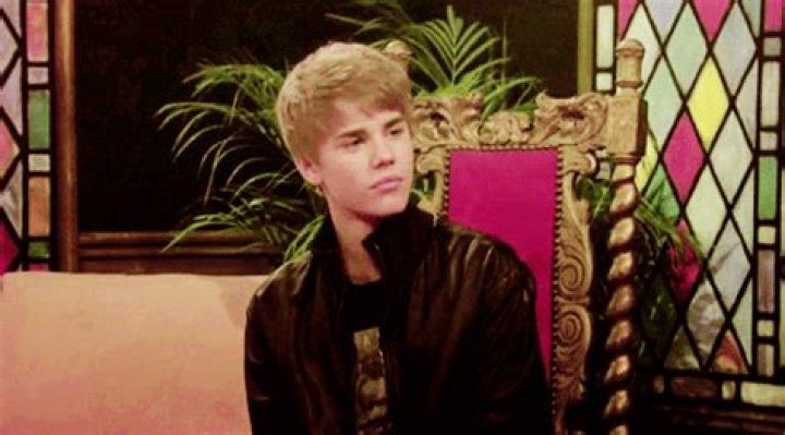 What 16-Year-Old Justin Bieber Would Have Said to 19-Year-old Bieber Post-Arrest in 7 GIFs
