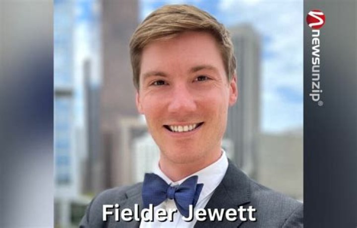 Who is Fielder Jewett? Wiki, Biography, Age, Husband, Family, Sexuality, Net Worth & More