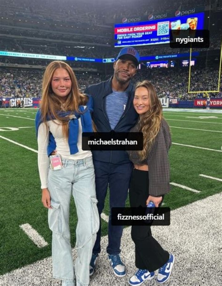 Who Is Isabella Strahan? Wiki, Age, Height, Mom, Boyfriend & Facts About Michael Strahan’s Daughter