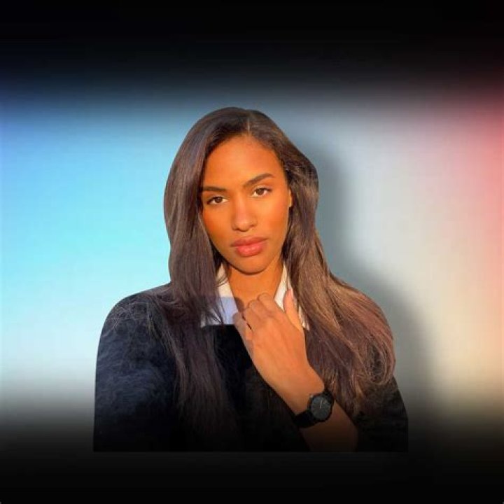 Who is Kendra Wilkinson’s dad? – Celebrity.fm – #1 Official Stars, Business & People Network, Wiki, Success story, Biography & Quotes