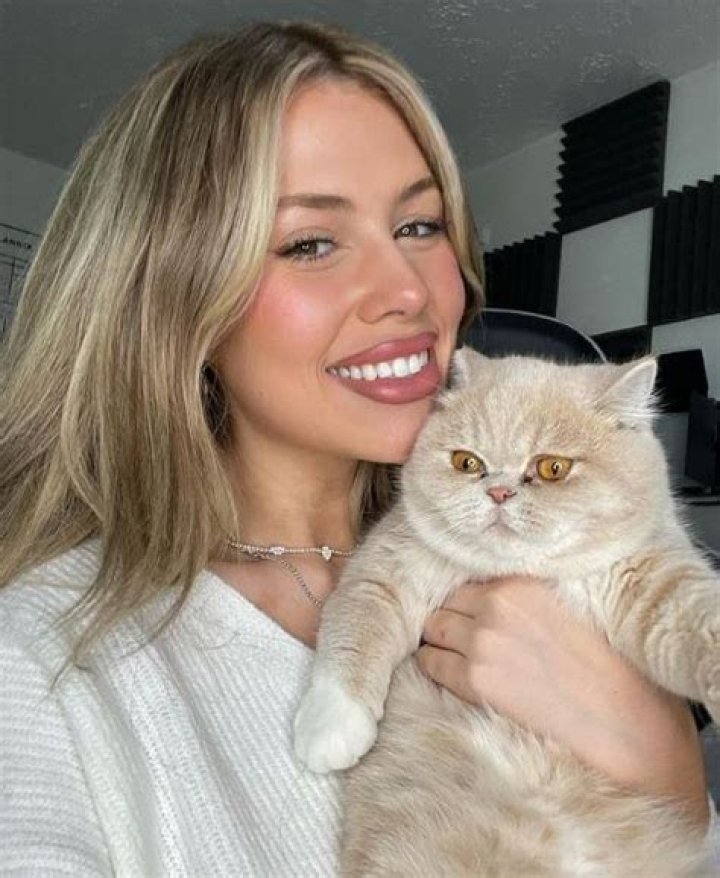 Who is Liana Jade? Wiki, Biography, Boyfriend, Age, Height, Net worth, Parents, Family, Ethnicity & More