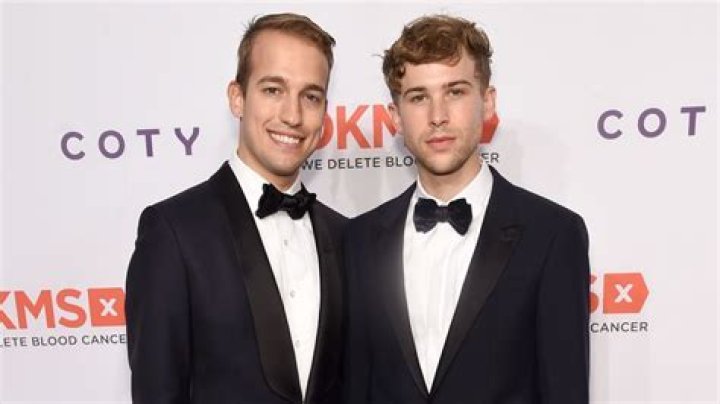 Who is Peter Zurkuhlen? Wiki, Biography & Facts About Tommy Dorfman's Husband