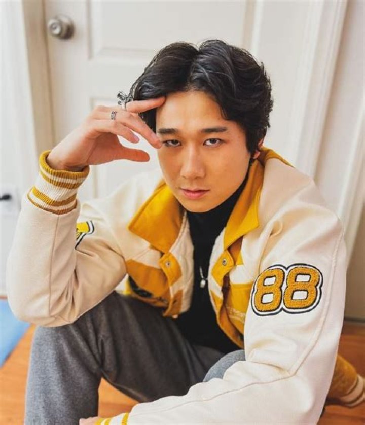 Who Is Sam Song Li? Wiki, Height, Age, Net Worth, Girlfriend, Family & More