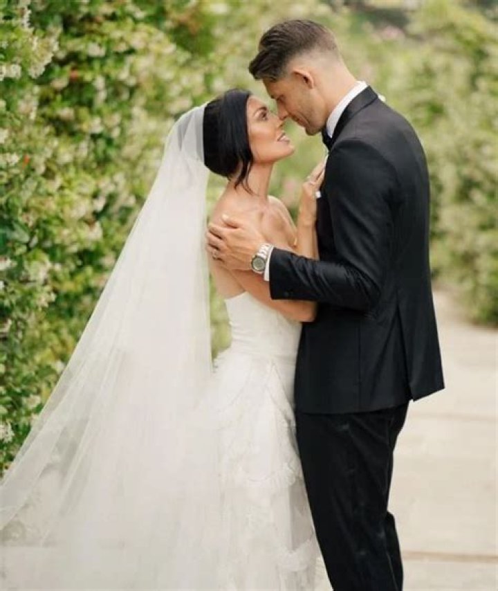 Who Is Samantha Tarkowski? Wiki, Age, Height, Net Worth, Family & BIO of James Tarkowski’s Wife