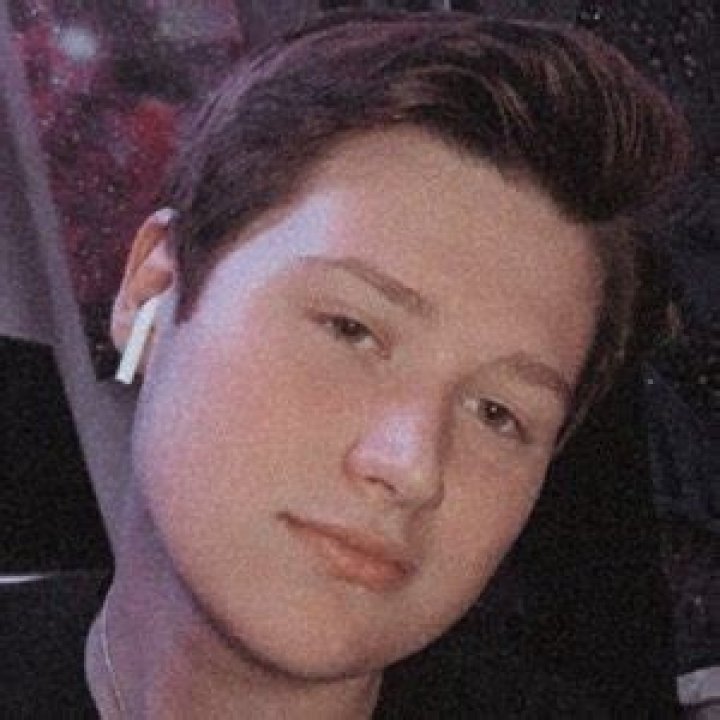 Zachary Smith (YouTuber) Age | Wiki, Net worth, Bio, Height, Girlfriend?